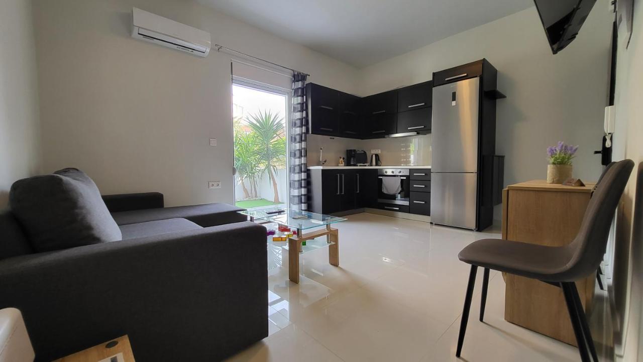 Konnet Apartment Rhodes City Exterior foto